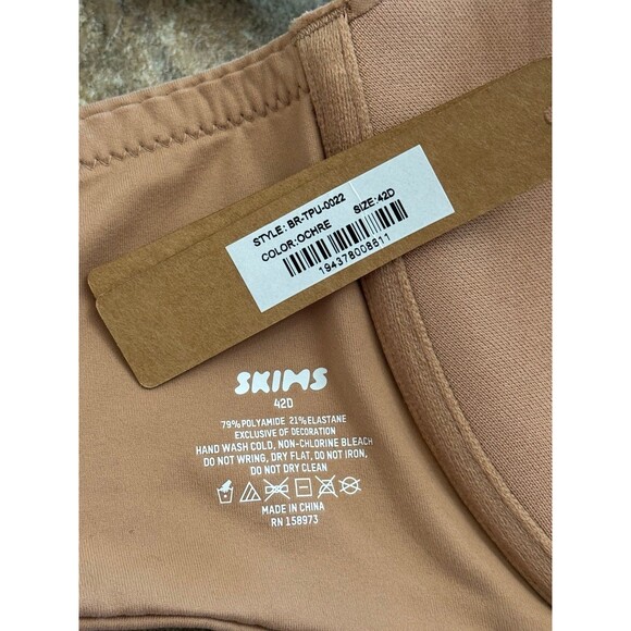 Skims Fits Everybody Pushup Demi Bra Ochre Size 42D - Picture 7 of 7